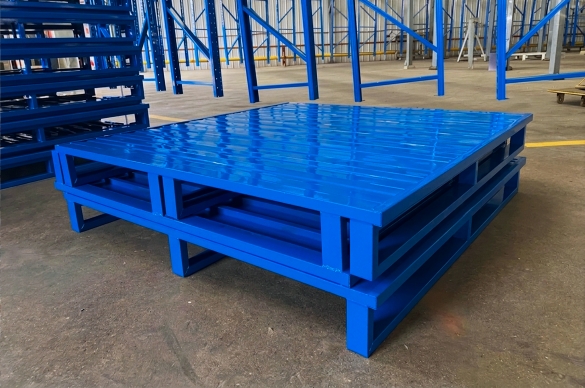 PALLET SẮT